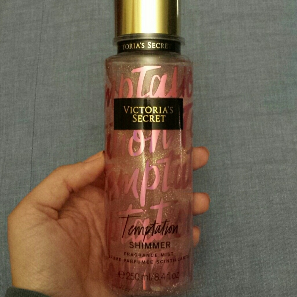 Fragrance shimmer body mist